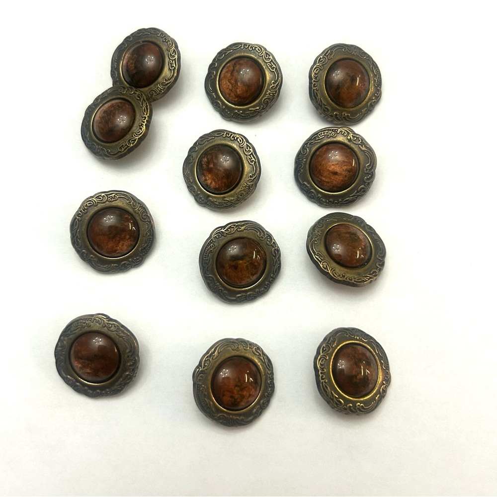 Antique Brass Coat Shank Buttons With Scroll Border 3/4" Domed Middle Lot Of 12